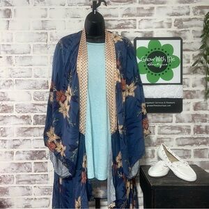 Floral Blue Kimono women’s medium large